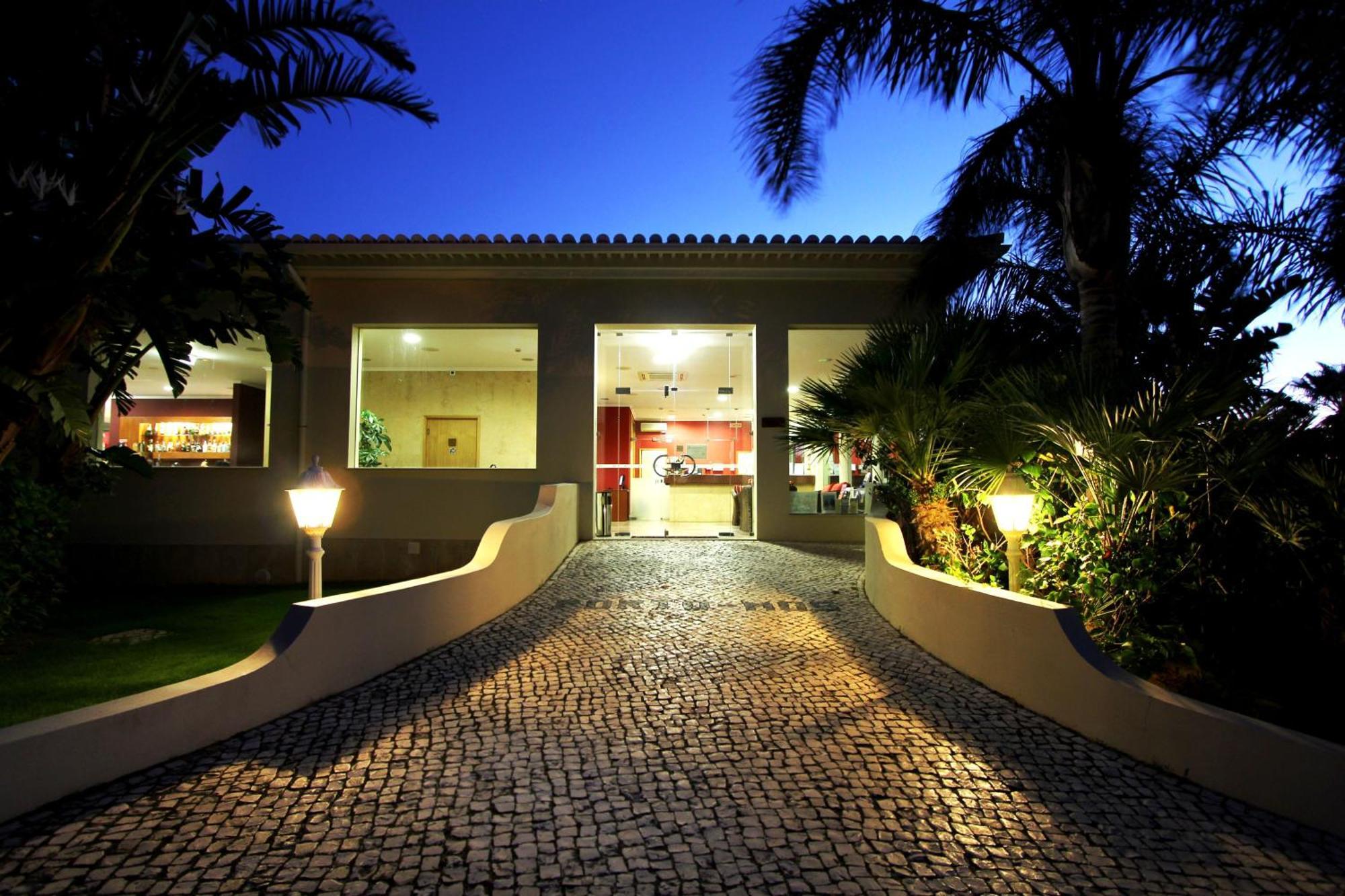 Clube Porto Mos - Sunplace Hotels & Beach Resort Lagos Exterior photo